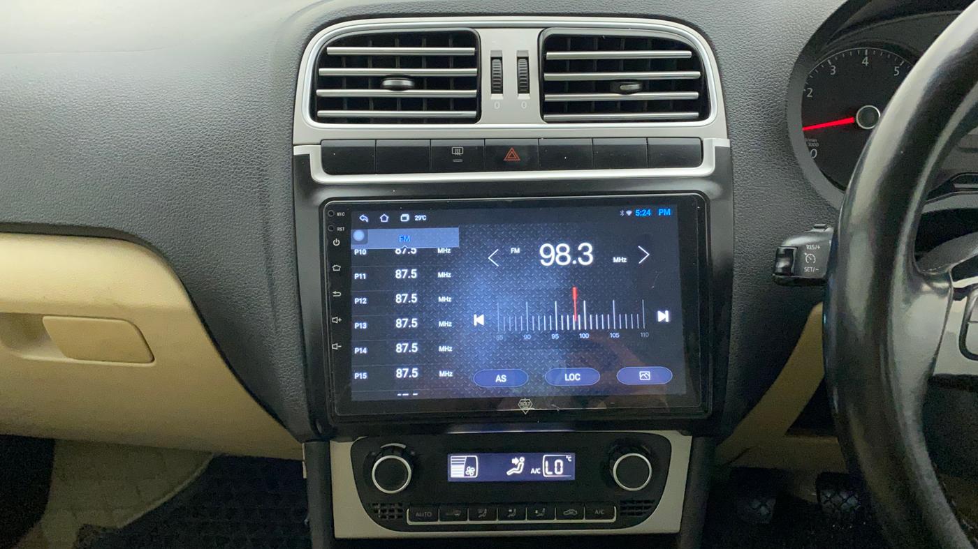 2016 Volkswagen Ameo HIGHLINE1.2L, Petrol, Manual, 71,580 km, Air Conditioner