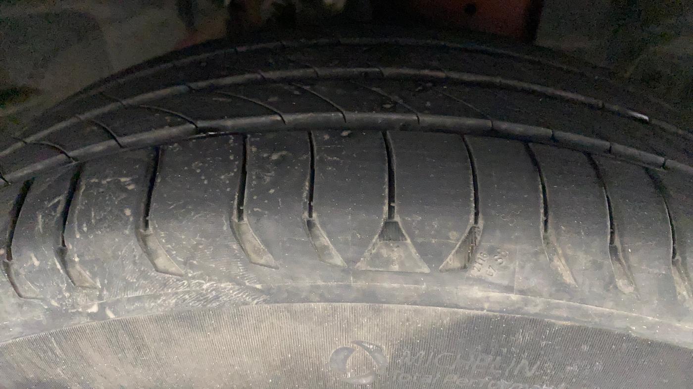 2019 Ford Ecosport TITANIUM 1.5L PETROL, Petrol, Manual, 19,140 km, Right Front Tyre Tread