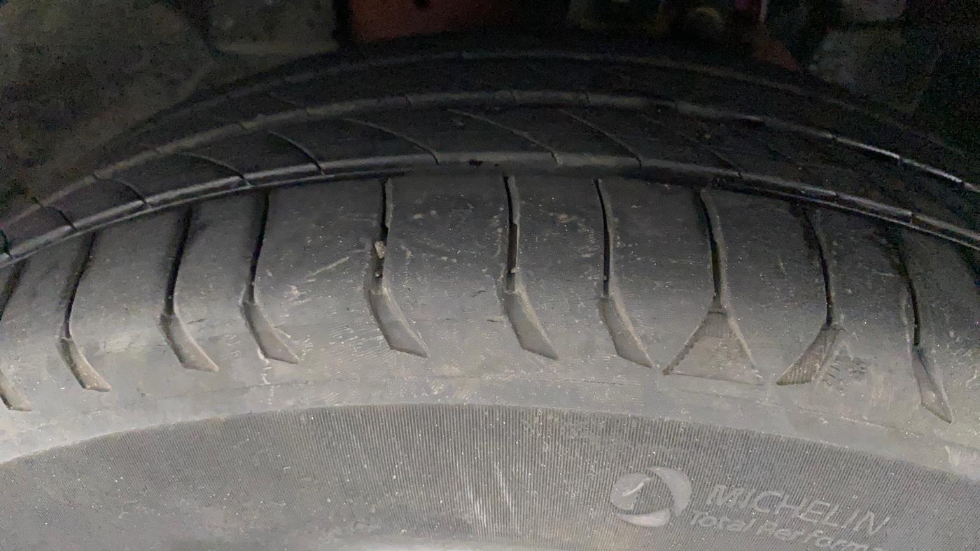 2019 Ford Ecosport TITANIUM 1.5L PETROL, Petrol, Manual, 19,140 km, Left Front Tyre Tread