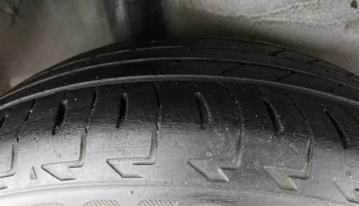 2019 Honda WR-V 1.2 i-VTEC VX MT, Petrol, Manual, 26,690 km, Right Rear Tyre Tread