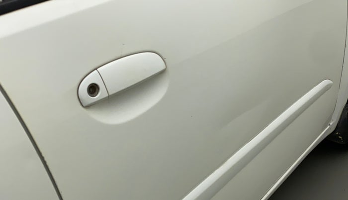 2011 Hyundai i10 SPORTZ 1.2, Petrol, Manual, 32,715 km, Driver-side door - Slightly dented