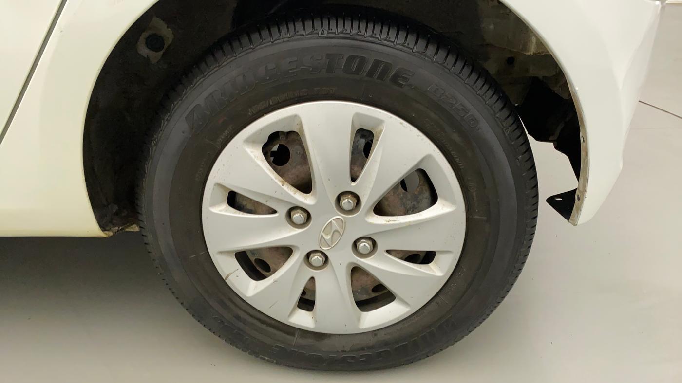 2011 Hyundai i10 SPORTZ 1.2, Petrol, Manual, 32,715 km, Left Rear Wheel