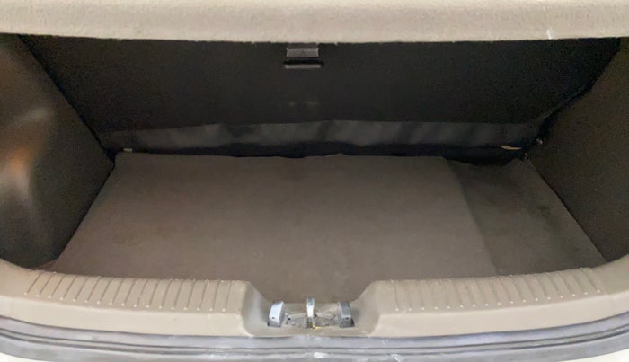 2011 Hyundai i10 SPORTZ 1.2, Petrol, Manual, 32,715 km, Boot Inside