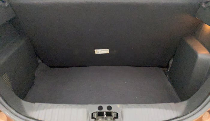 2020 Ford FREESTYLE TITANIUM 1.2 PETROL, Petrol, Manual, 11,183 km, Boot Inside