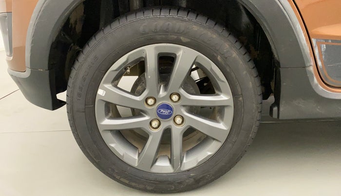 2020 Ford FREESTYLE TITANIUM 1.2 PETROL, Petrol, Manual, 11,183 km, Right Rear Wheel