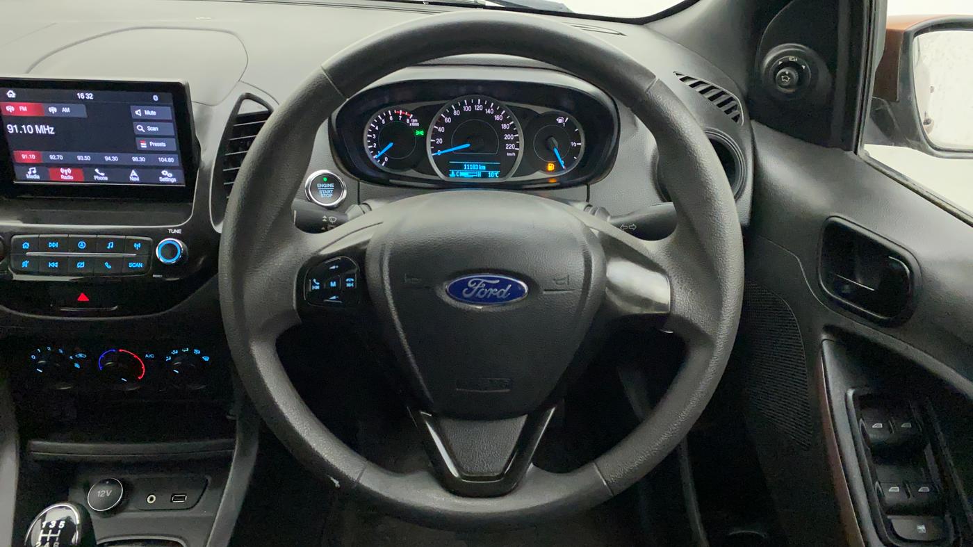 2020 Ford FREESTYLE TITANIUM 1.2 PETROL, Petrol, Manual, 11,183 km, Steering Wheel Close Up