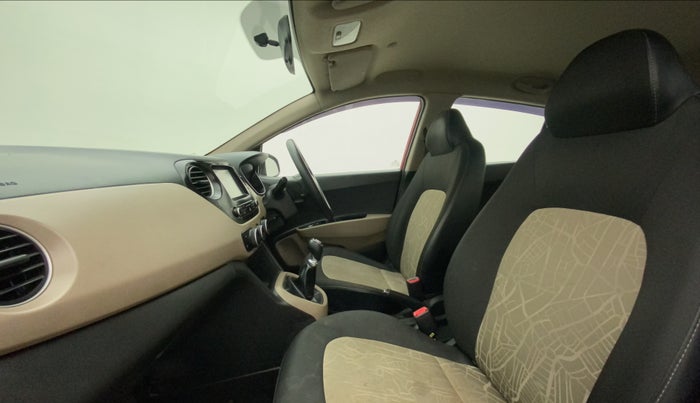 2017 Hyundai Grand i10 SPORTZ (O) 1.2 KAPPA VTVT, Petrol, Manual, 48,181 km, Right Side Front Door Cabin