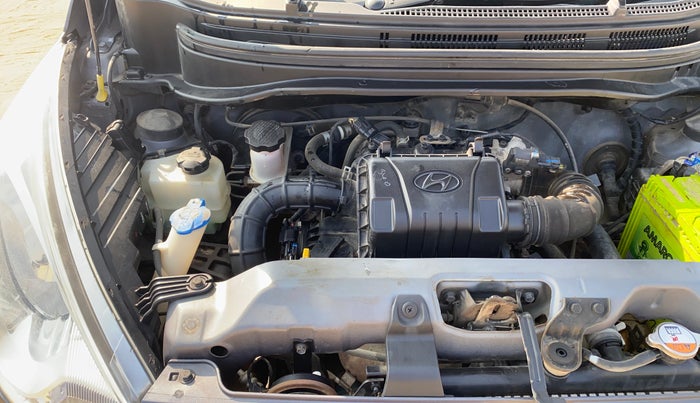 2017 Hyundai Eon ERA +, Petrol, Manual, 56,804 km, Engine View - Right