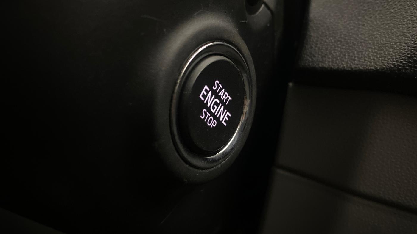 2022 Skoda KUSHAQ STYLE 1.5L TSI DSG, Petrol, Automatic, 1,12,096 km, Keyless Start/ Stop Button