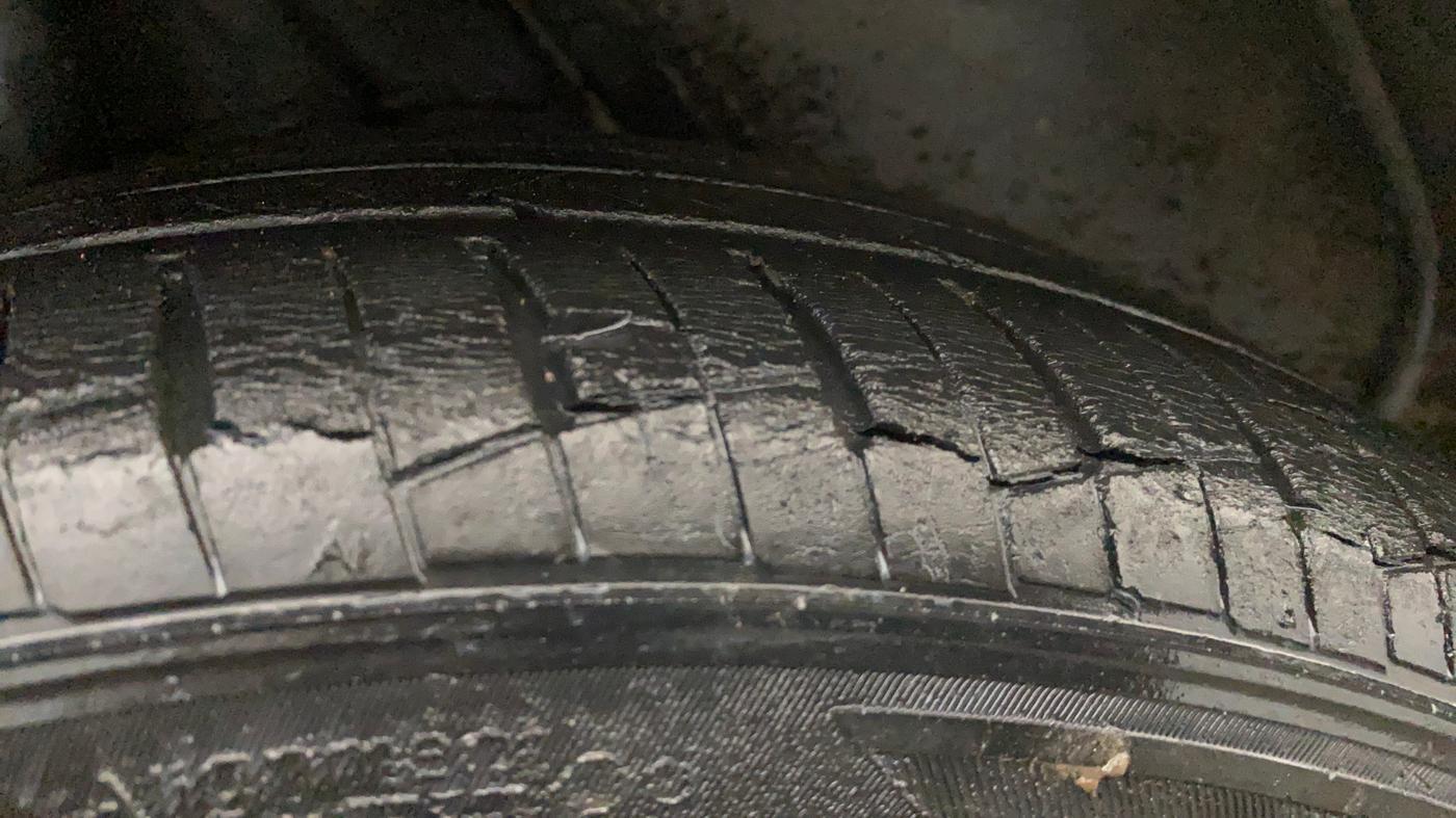 2018 Hyundai Verna 1.6 VTVT SX O, Petrol, Manual, 30,060 km, Right Rear Tyre Tread