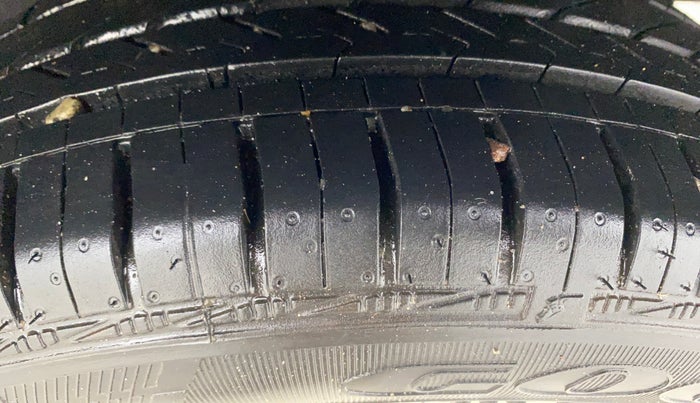 2016 Hyundai Grand i10 ASTA (O) AT 1.2 KAPPA VTVT, Petrol, Automatic, 50,366 km, Left Rear Tyre Tread