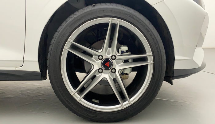 2020 Hyundai NEW I20 ASTA (O) 1.0 TURBO GDI DCT, Petrol, Automatic, 11,022 km, Right Front Wheel