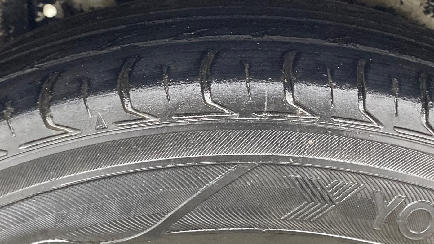 2013 Maruti A Star VXI, Petrol, Manual, 72,028 km, Right Rear Tyre Tread