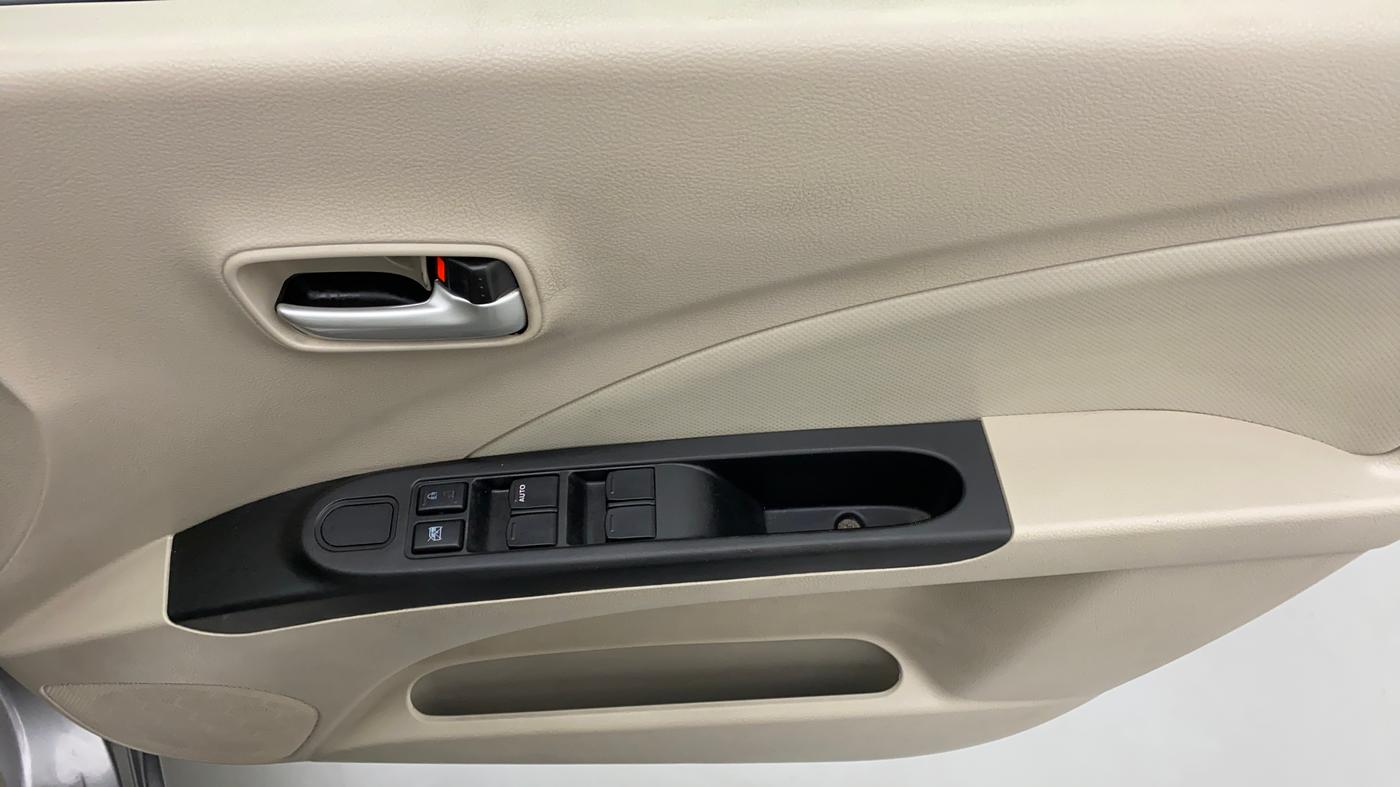 2018 Maruti Celerio VXI d, Petrol, Manual, 12,407 km, Driver Side Door Panels Control