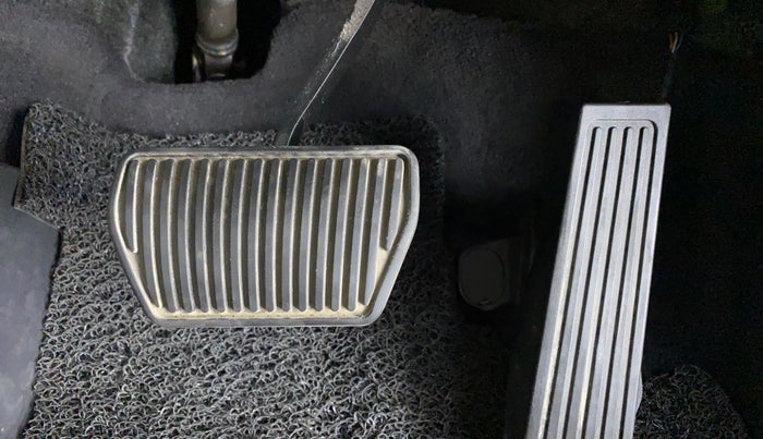 2017 Hyundai Tucson 2WD AT GL DIESEL, Diesel, Automatic, 52,124 km, Pedals