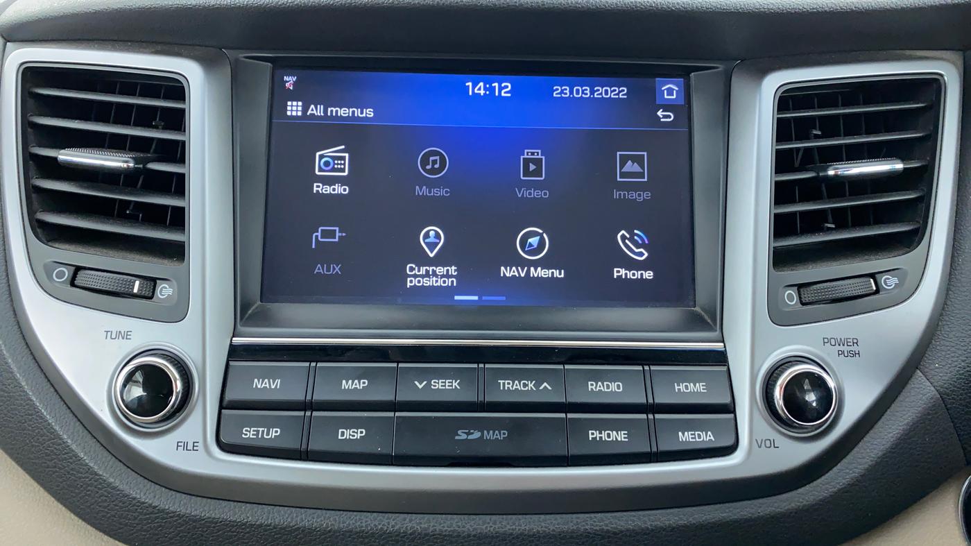 2017 Hyundai Tucson 2WD AT GL DIESEL, Diesel, Automatic, 52,124 km, Infotainment System