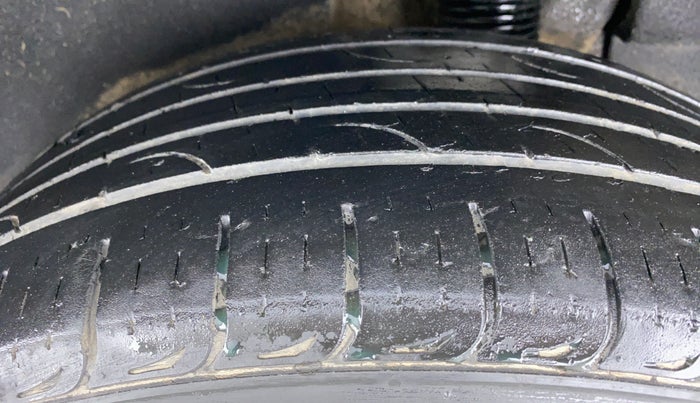 2017 Hyundai Tucson 2WD AT GL DIESEL, Diesel, Automatic, 52,124 km, Left Rear Tyre Tread