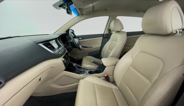 2017 Hyundai Tucson 2WD AT GL DIESEL, Diesel, Automatic, 52,124 km, Right Side Front Door Cabin