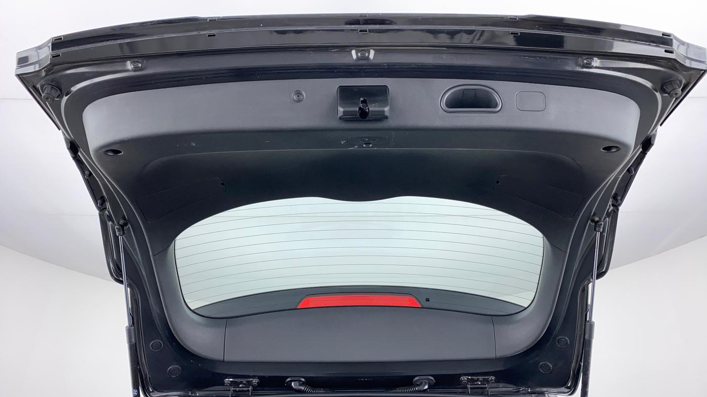 2017 Hyundai Tucson 2WD AT GL DIESEL, Diesel, Automatic, 52,124 km, Boot Door Open