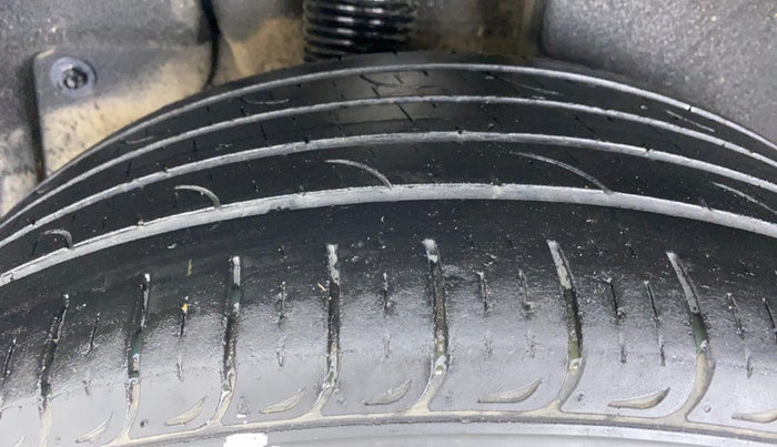 2017 Hyundai Tucson 2WD AT GL DIESEL, Diesel, Automatic, 52,124 km, Right Rear Tyre Tread