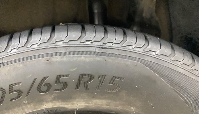 2021 Hyundai NEW I20 MAGNA 1.2 MT, Petrol, Manual, 74,472 km, Left Rear Tyre Tread