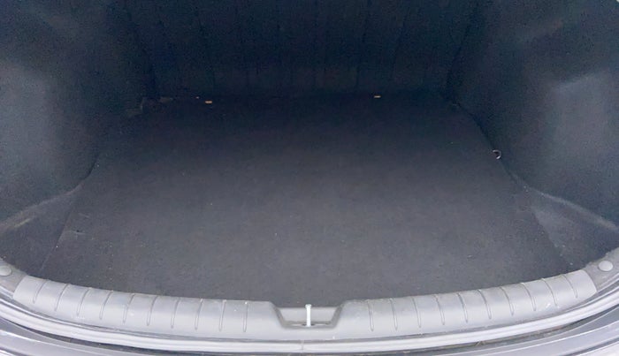 2018 Hyundai Verna 1.6 SX VTVT AT (O), Petrol, Automatic, 12,812 km, Boot Inside View