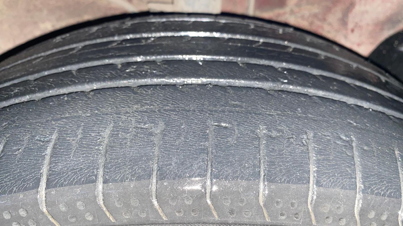 2015 Hyundai Creta SX 1.6 DIESEL, Diesel, Manual, 61,255 km, Right Front Tyre Tread