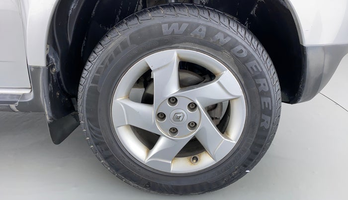 2013 Renault Duster 85 PS RXL OPT, Diesel, Manual, 70,813 km, Right Front Wheel