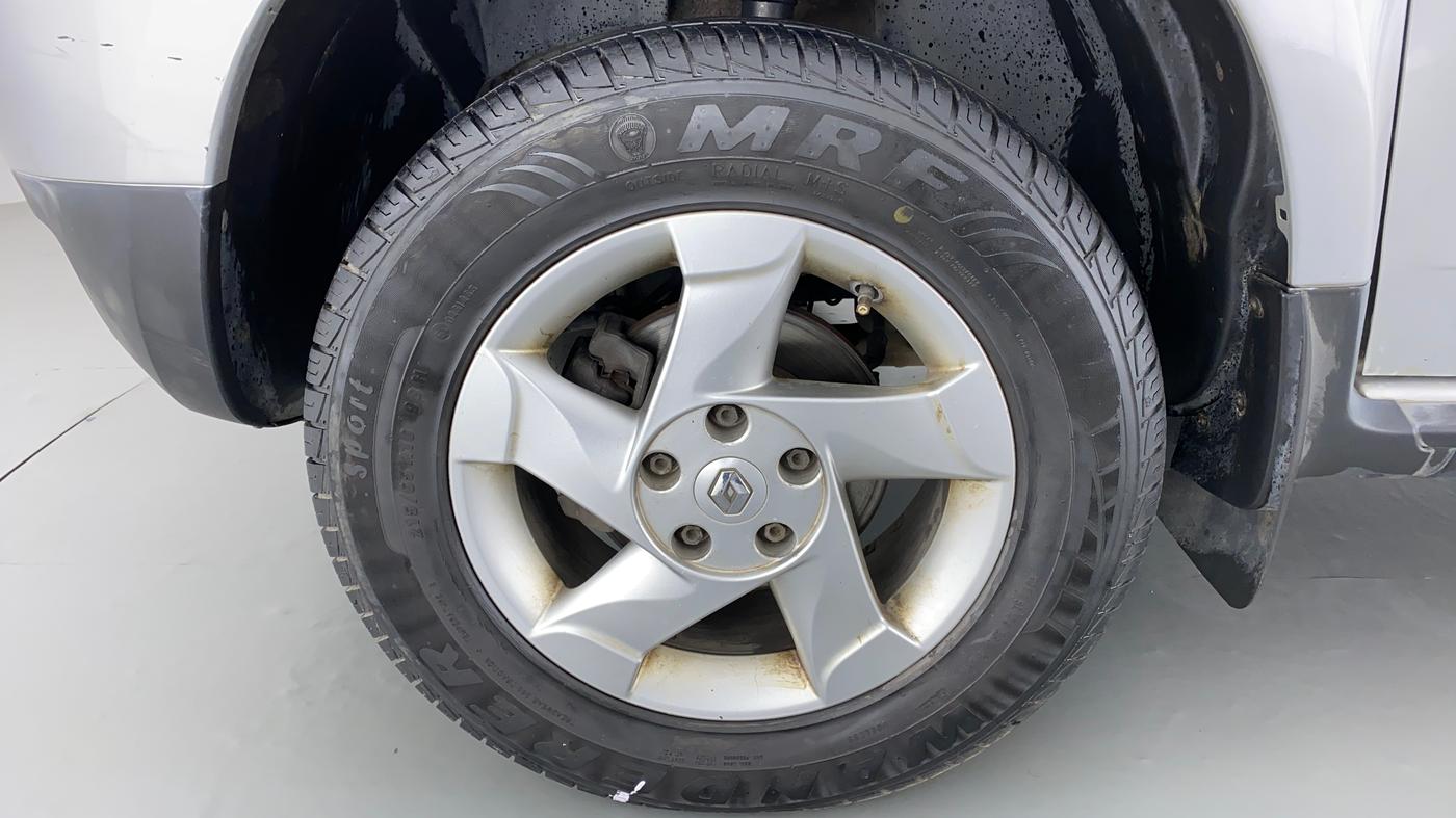 2013 Renault Duster 85 PS RXL OPT, Diesel, Manual, 70,813 km, Left Front Wheel