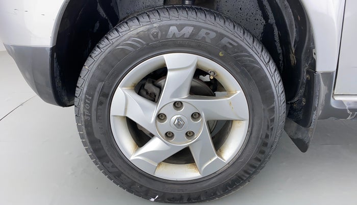 2013 Renault Duster 85 PS RXL OPT, Diesel, Manual, 70,813 km, Left Front Wheel