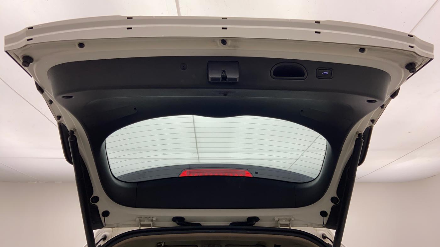 2018 Hyundai Tucson 2WD AT GLS DIESEL, Diesel, Automatic, 73,684 km, Boot Door Open