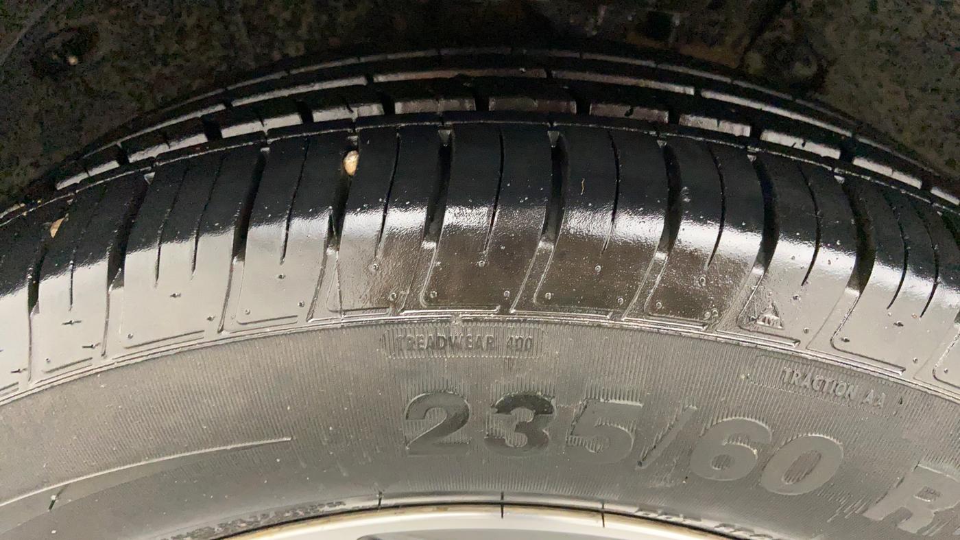 2018 Hyundai Tucson 2WD AT GLS DIESEL, Diesel, Automatic, 73,684 km, Left Front Tyre Tread