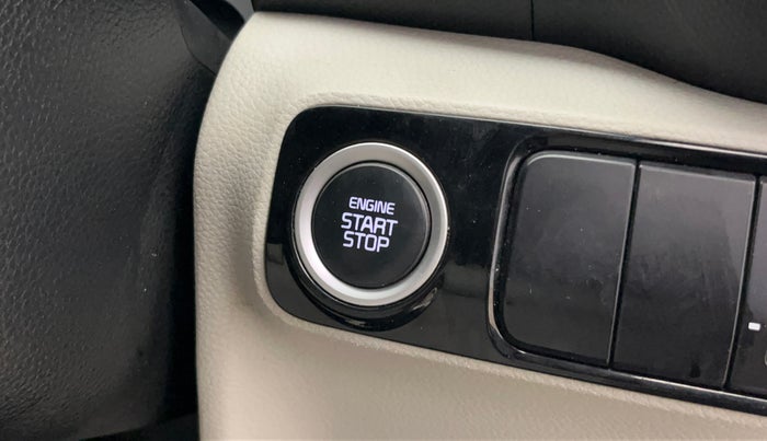 2020 KIA SONET HTX 1.0 IMT, Petrol, Manual, 90,951 km, Keyless Start/ Stop Button