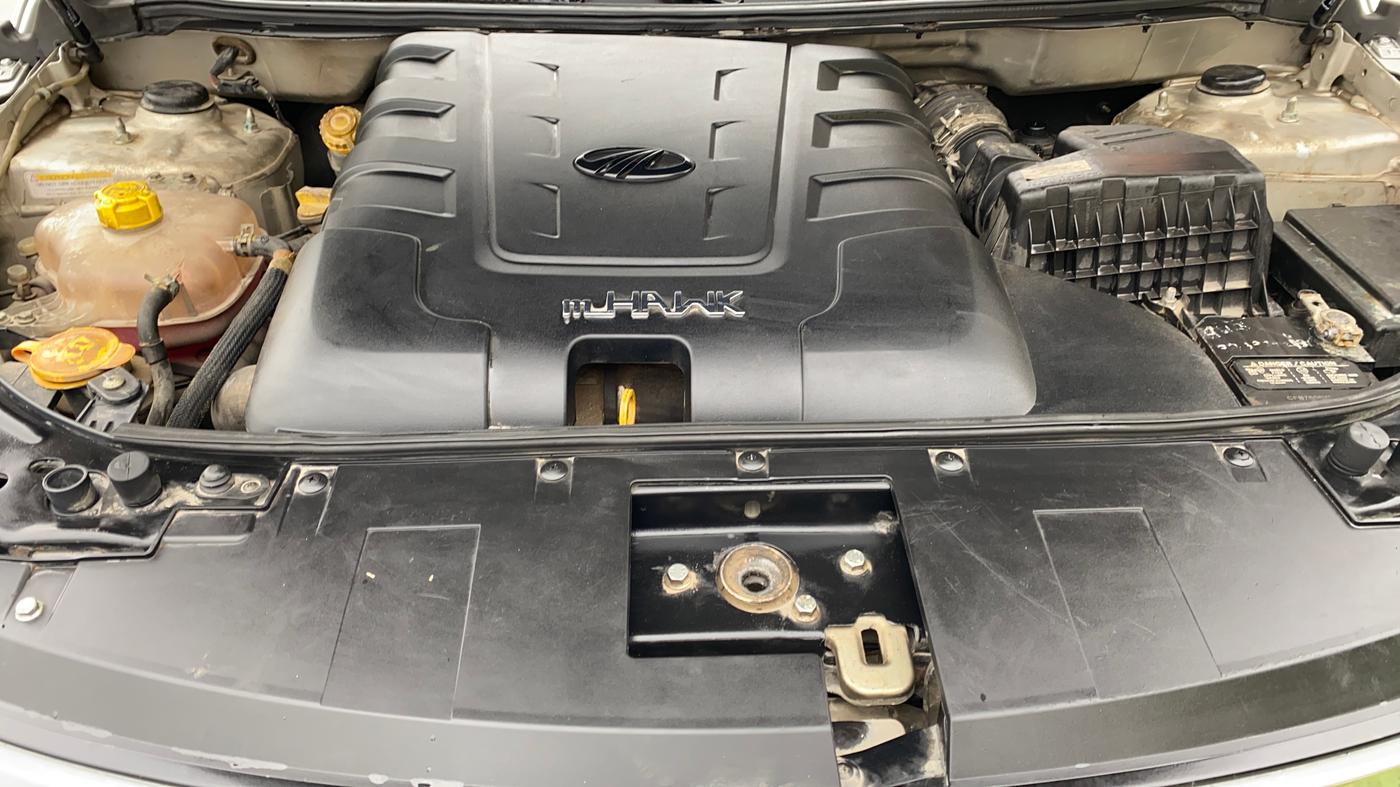2019 Mahindra XUV500 W11, Diesel, Manual, 91,417 km, Engine View