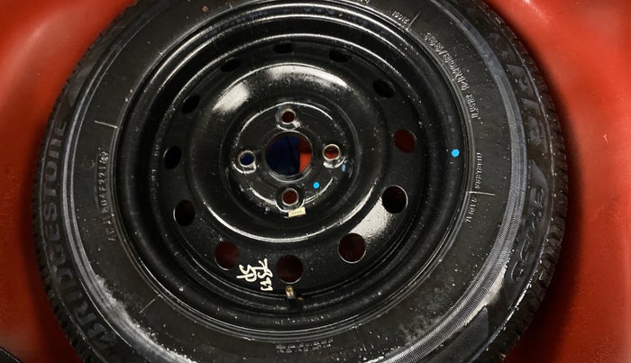 2013 Maruti Swift VXI, Petrol, Manual, 1,06,812 km, Spare Tyre