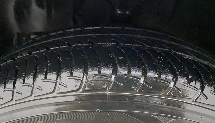2019 Maruti New Wagon-R ZXI 1.2 AMT, Petrol, Automatic, 21,383 km, Left Front Tyre Tread