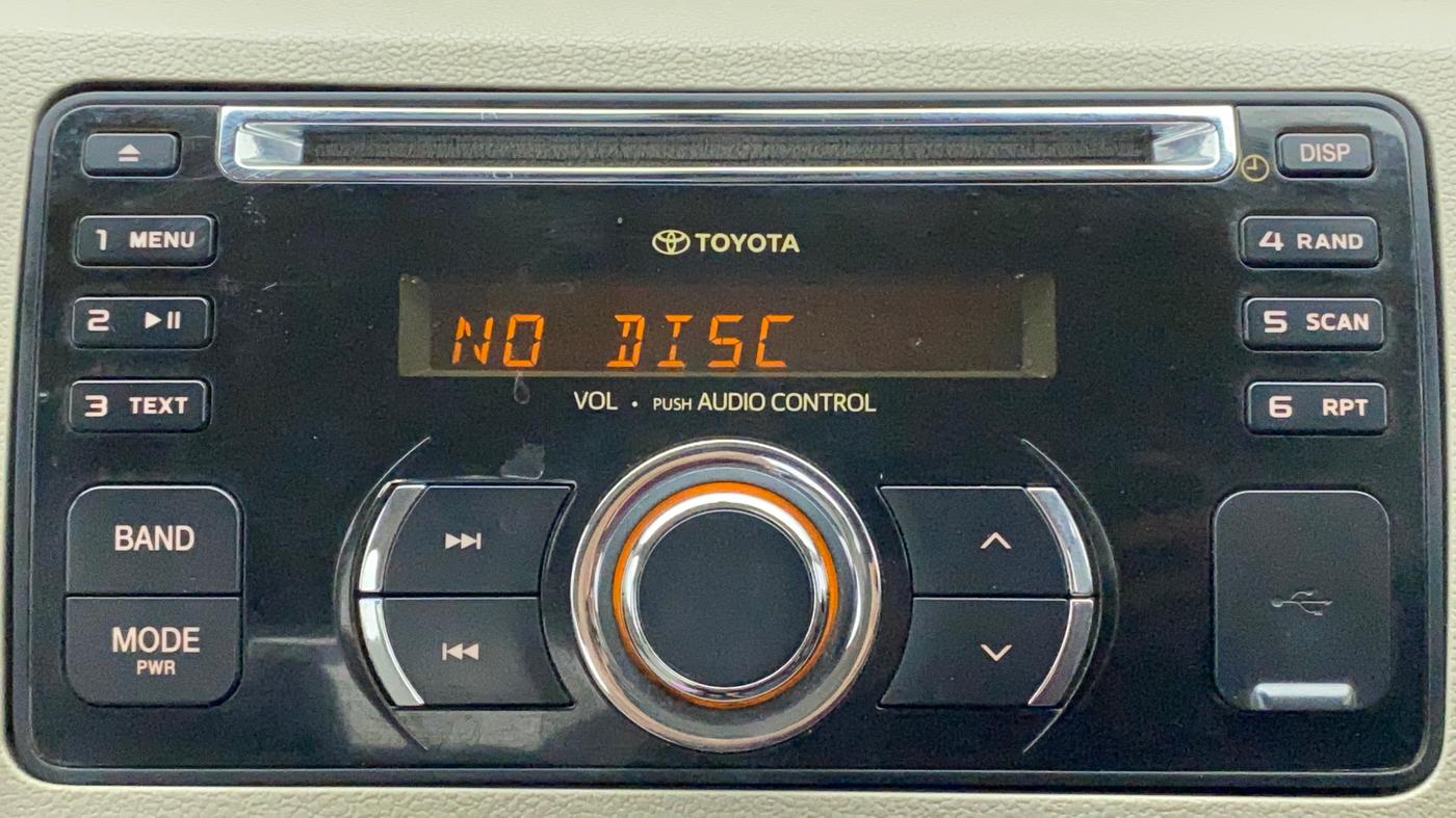 2014 Toyota Etios Liva G, Petrol, Manual, 31,329 km, Infotainment System