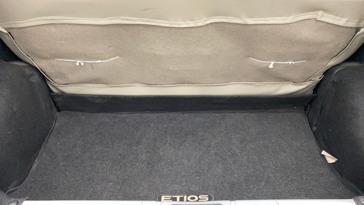 2014 Toyota Etios Liva G, Petrol, Manual, 31,329 km, Boot Inside