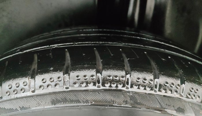 2014 Volkswagen Polo GT TSI AT, Petrol, Automatic, 77,051 km, Left Rear Tyre Tread