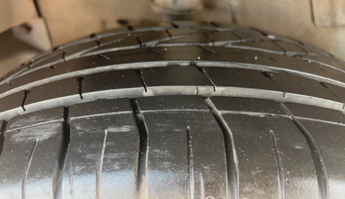 2018 Tata NEXON XZ PLUS DIESEL, Diesel, Manual, 74,066 km, Right Rear Tyre Tread