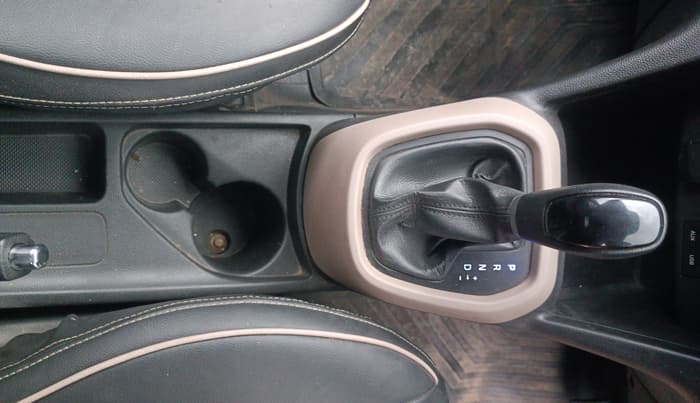 2015 Hyundai Grand i10 ASTA AT 1.2 KAPPA VTVT, Petrol, Automatic, 70,883 km, Gear Lever