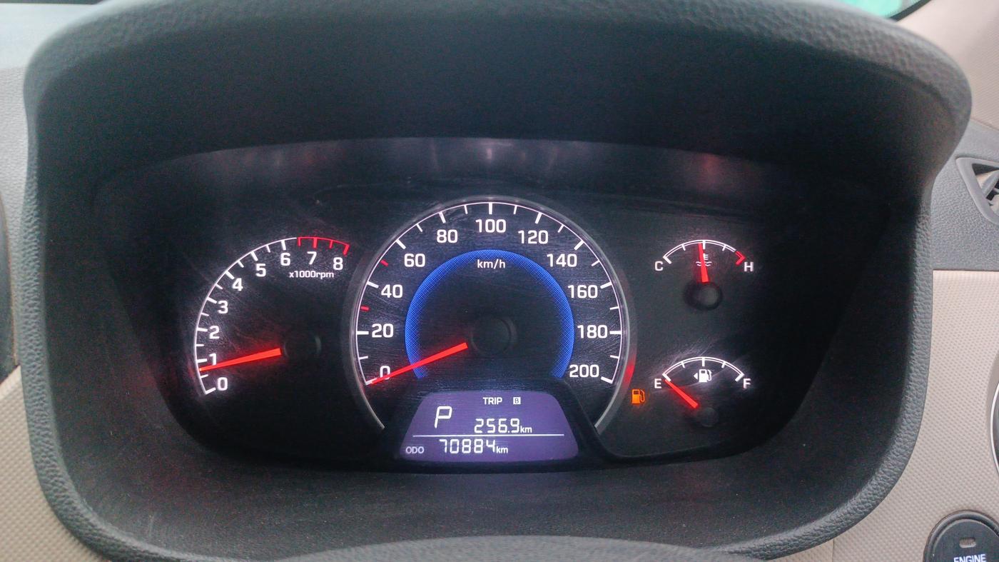 2015 Hyundai Grand i10 ASTA AT 1.2 KAPPA VTVT, Petrol, Automatic, 70,883 km, Odometer Image