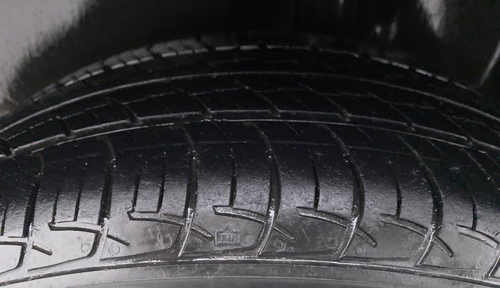 2016 Volkswagen Polo HIGHLINE1.2L PETROL, Petrol, Manual, 61,134 km, Left Rear Tyre Tread