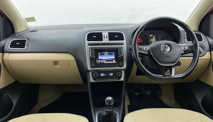 2016 Volkswagen Polo HIGHLINE1.2L PETROL, Petrol, Manual, 61,134 km, Dashboard