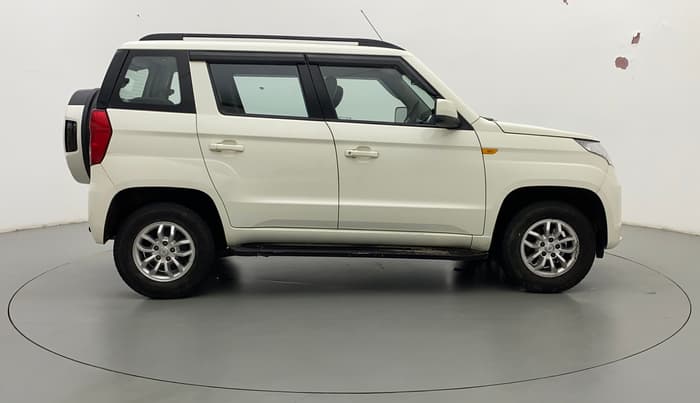2017 Mahindra TUV300 T8 AT, Diesel, Automatic, 79,236 km, Right Side
