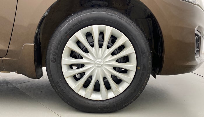 2017 Maruti Ciaz SIGMA 1.4 VVT, Petrol, Manual, 65,908 km, Right Front Wheel
