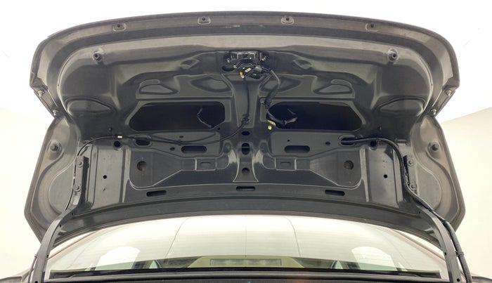 2017 Maruti Ciaz SIGMA 1.4 VVT, Petrol, Manual, 65,908 km, Boot Door Open