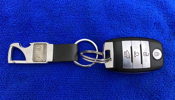 2020 KIA SONET GTX PLUS 1.5D  AT, Diesel, Automatic, 25,280 km, Key Close Up