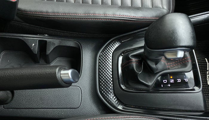 2020 KIA SONET GTX PLUS 1.5D  AT, Diesel, Automatic, 25,280 km, Gear Lever