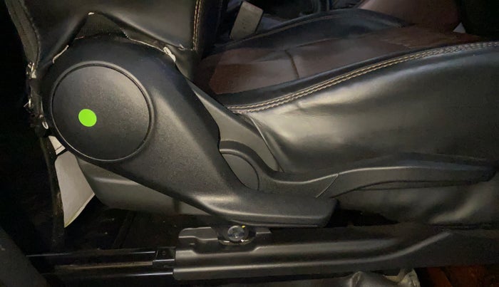 2023 Maruti Grand Vitara DELTA SMART HYBRID, Petrol, Manual, 22,083 km, Driver Side Adjustment Panel